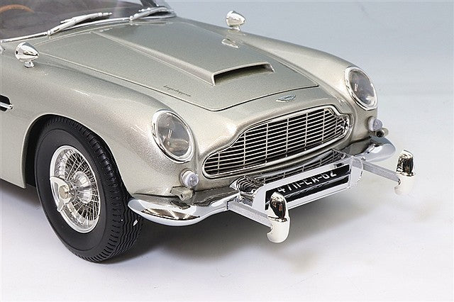 XiaoGuang Model XGM8251033 1/18 Aston Martin DB5 007 Goldfinger
