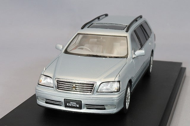MARK43 PM43154AS 1/43 Toyota Crown Estate 3.0 Royal Saloon Silver Metallic Resin