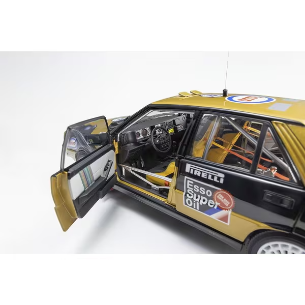 Kyosho KS08960D 1/18 Lancia Delta HF 4WD “Piancavallo Rally Winner 1987” Die-Cas