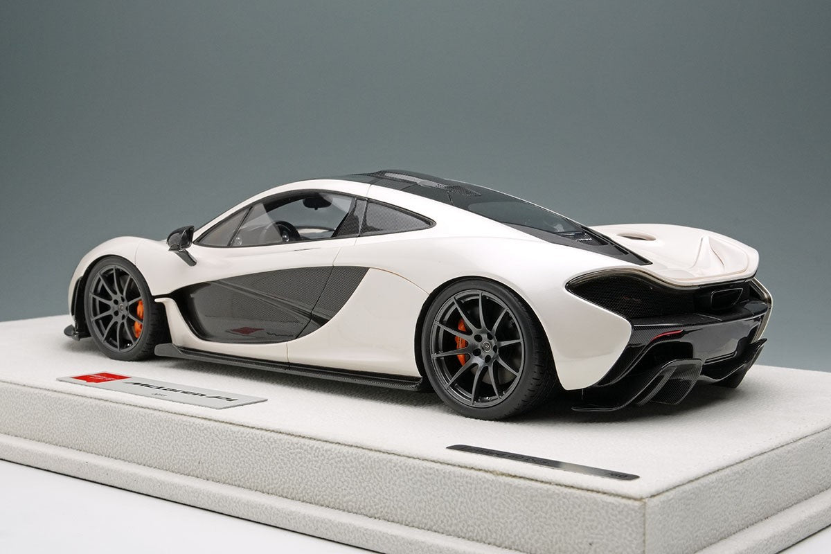 Make Up EIDOLON EML149D 1/18 McLaren P1 2013 Pearl White Limited