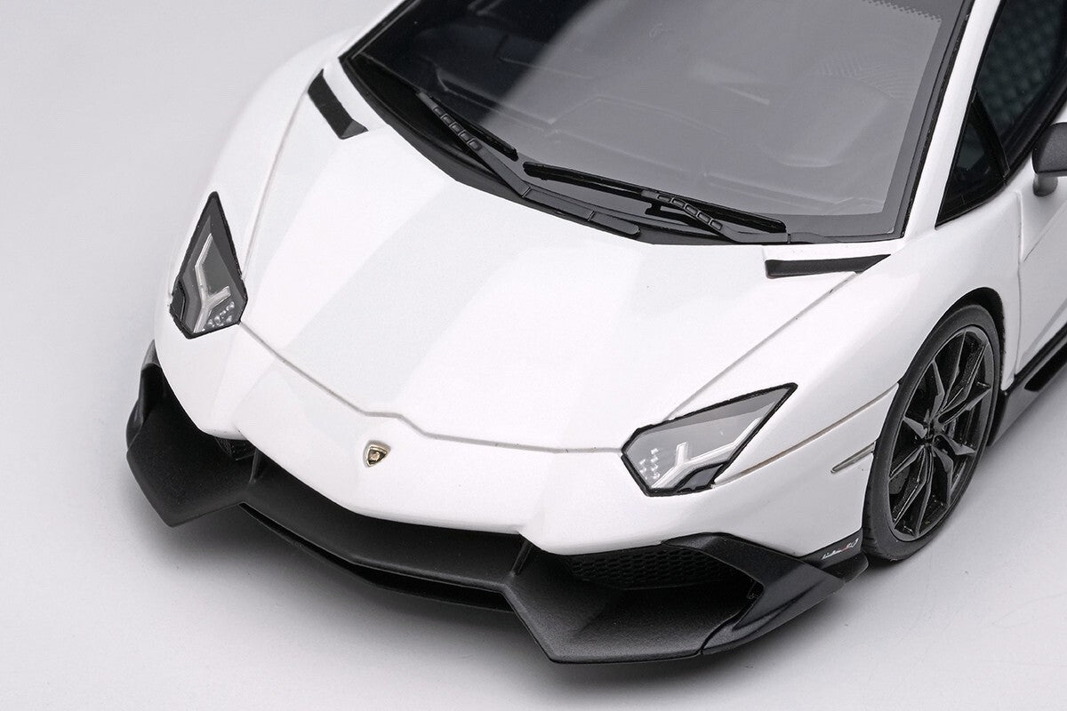 Eidolon EM285K 1/43 Lamborghini Aventador LP720-4 50° Anniversario 2013 White