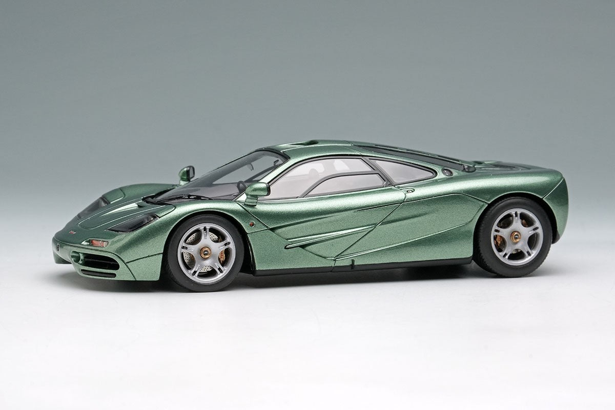Make Up EIDOLON EM748J 1/43 McLaren F1 Roadcar 1994 Genesis Green Metallic Resin