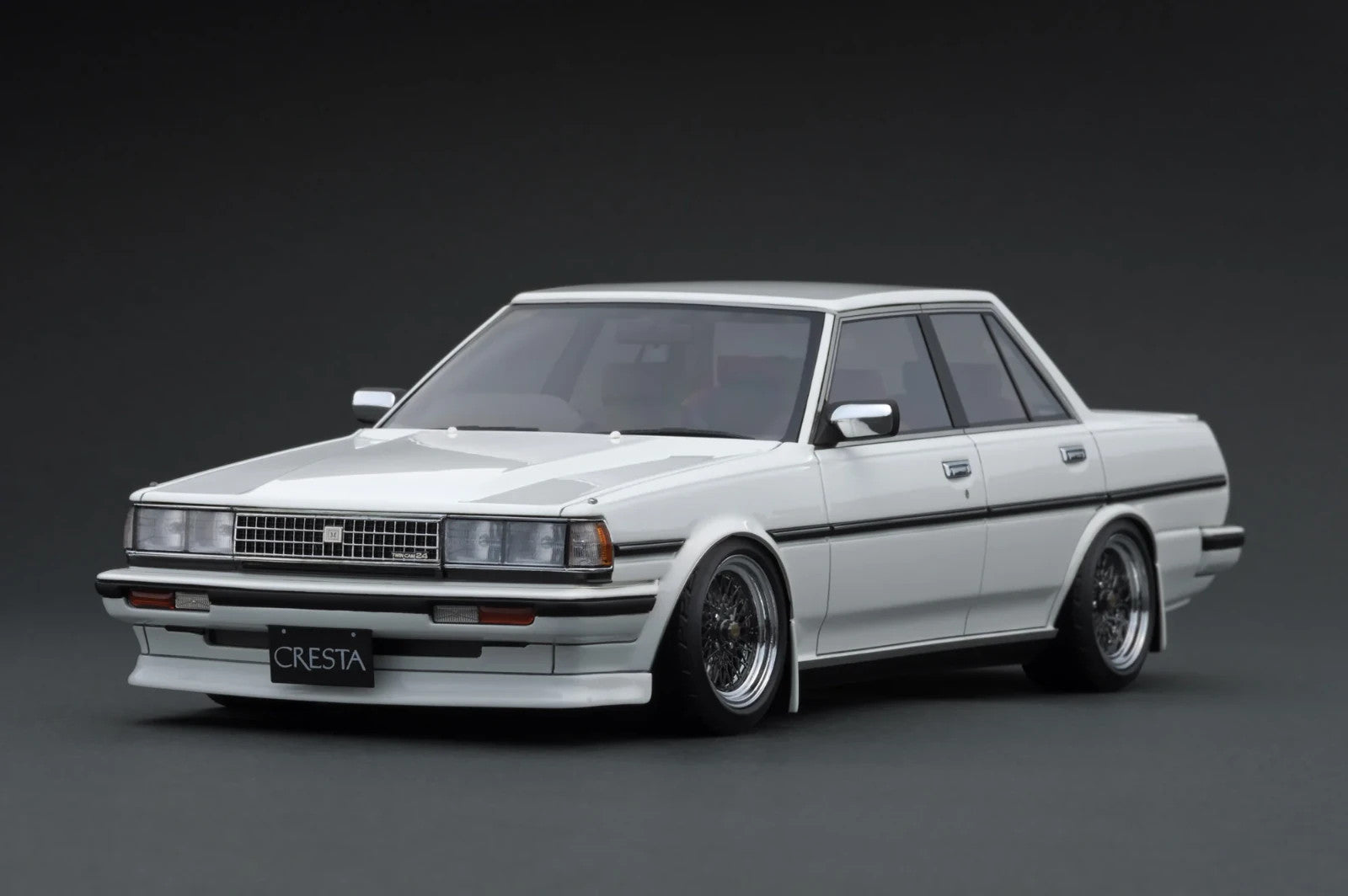 Ignition Model IG3829 1/18 Toyota Cresta Super Lucent GX71 White Resin