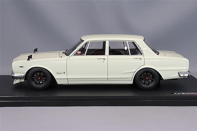 Ignition Model IG3513 1/18 Nissan Skyline GT-R PGC10 Hakosuka 1969 White Resin