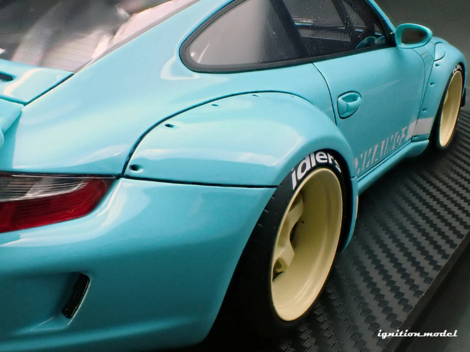 Ignition Model IG3257 1/18 RWB Porsche 911 997 Rauh-Welt Light Green Resin