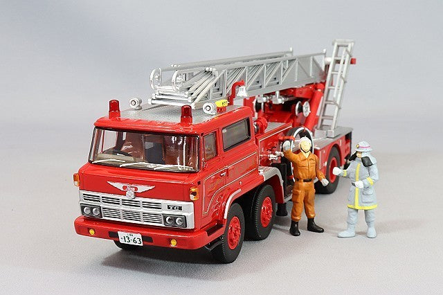 Tomica Limited Vintage NEO LVN24c 1/64 Hino TC343 Ladder Truck