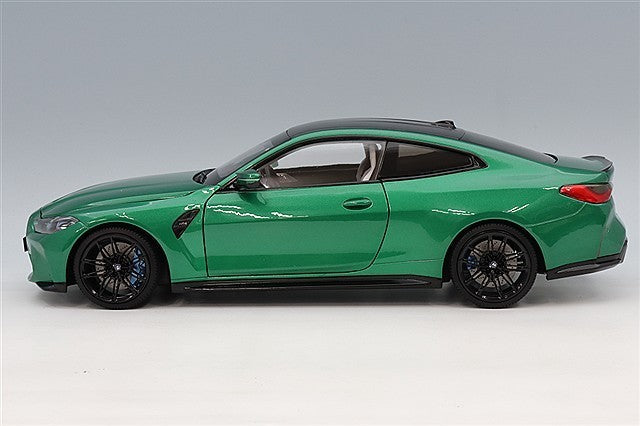 Minichamps MC110020142 1/18 BMW M4 2024 Green Metallic