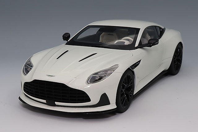 XiaoGuang Model XGM8250628YG 1/18 Aston Martin DB12 White Glow
