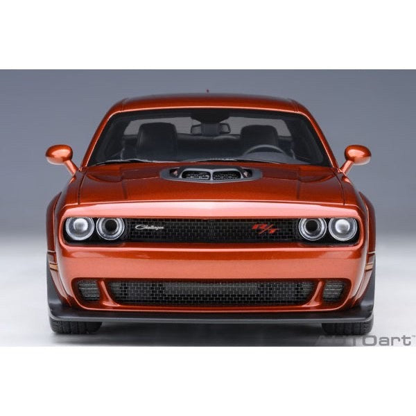 AUTOart 71773 1/18 Dodge Challenger R/T Scat Pack Widebody 2022 Cinnamon Stick