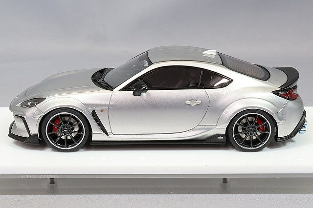 Make Up EIDOLON EM725D 1/43 TOMʼS GR86 Wide Body 2022 Ice Silver Metallic(Resin)