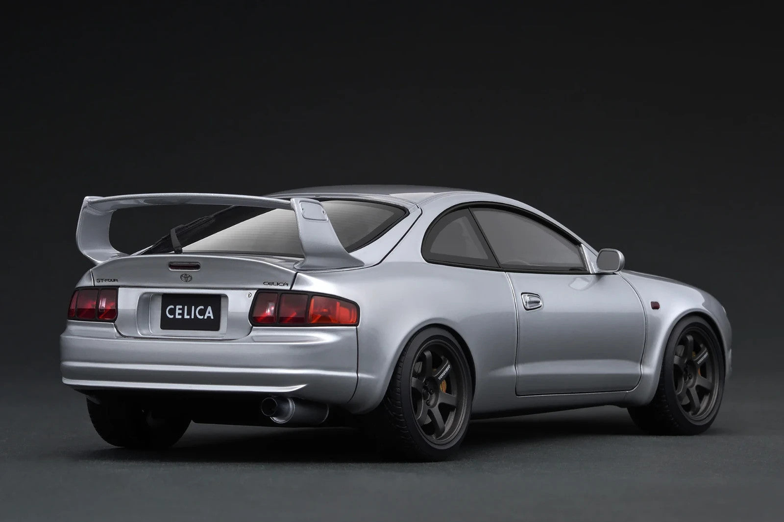 Ignition Model IG3679 1/18 Toyota Celica GT-FOUR ST205 Silver Resin