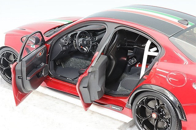 MOTORHELIX FS-M89010 1/18 Alfa Romeo Giulia GTAm #69 Red Italy