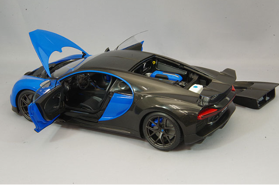 AUTOart 70997 1/18 Bugatti Chiron Sport 2019 French Blue/Carbon