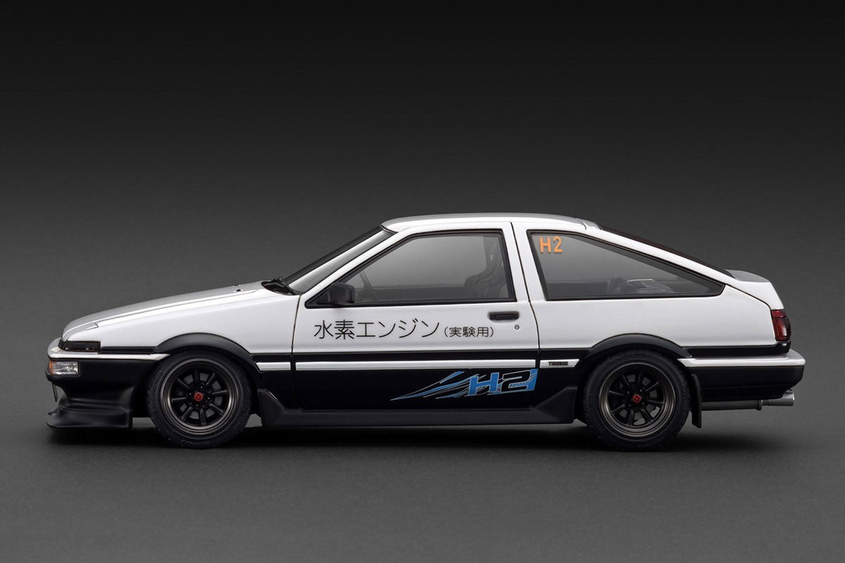 Ignition Model IG3809 1/18 Toyota Sprinter Trueno AE86 H2 White/Black Resin