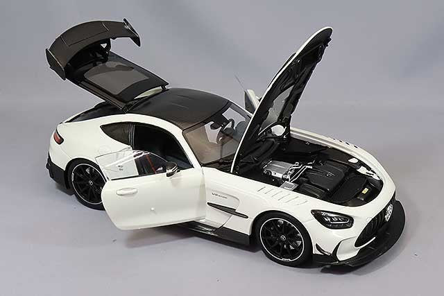 Minichamps MC110032020 1/18 Mercedes-AMG GT 2021 Die-cast