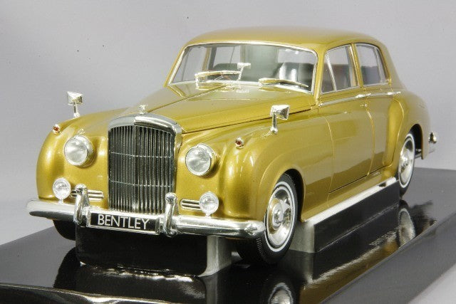 Minichamps MC100139952 1/18 Bentley S2 1954 Gold Die-cast