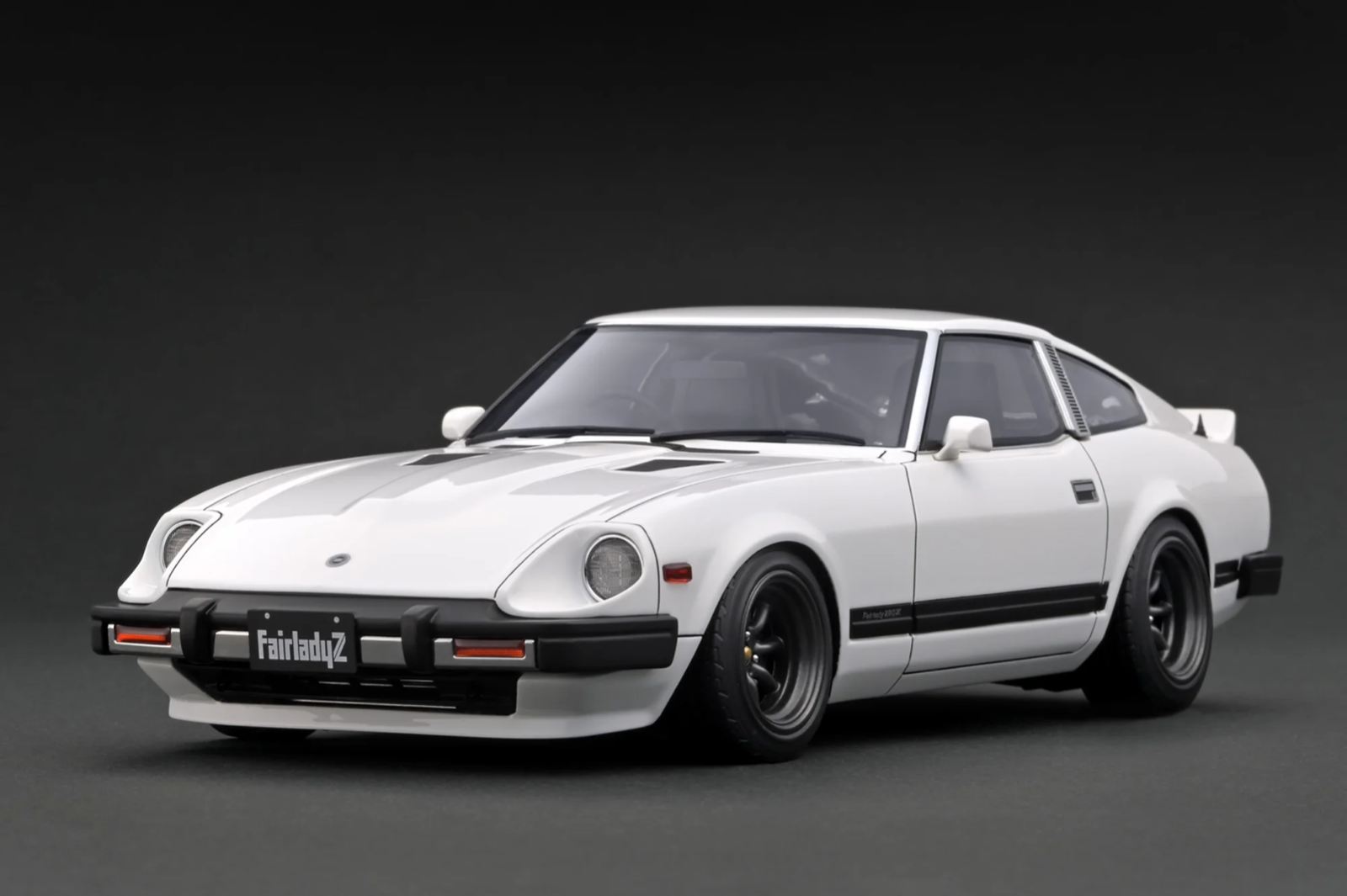 Ignition Model IG3524 1/18 Nissan Fairlady Z S130 280ZX Watanabe White Resin