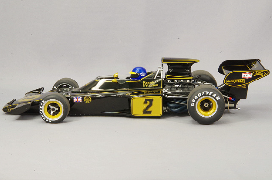 AUTOart Aa87330 1/18 Lotus 72E 1973 F1 #2 Ronnie Peterson Figure JPS