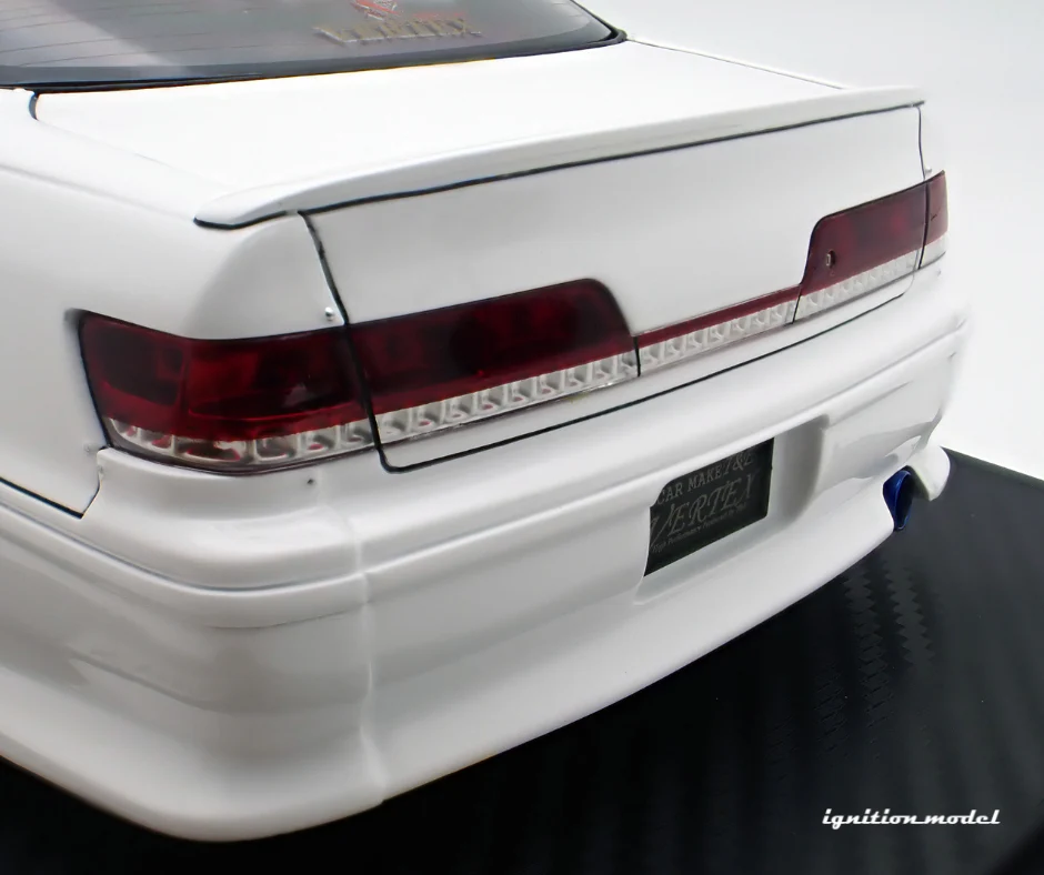 Ignition Model IG3576 - 1/18 Toyota Mark II JZX100 Vertex White