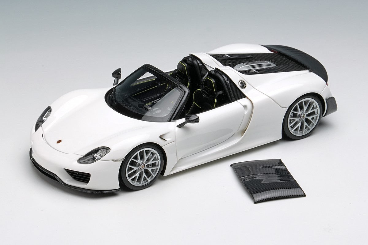 EIDOLON EM569E 1/43 Porsche 918 Spyder Weissach Package 2011 Pearl White Resin