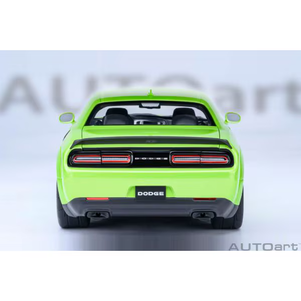 AUTOart 71769 1/18 Dodge Challenger SRT Super Stock 2023 Green Diecast