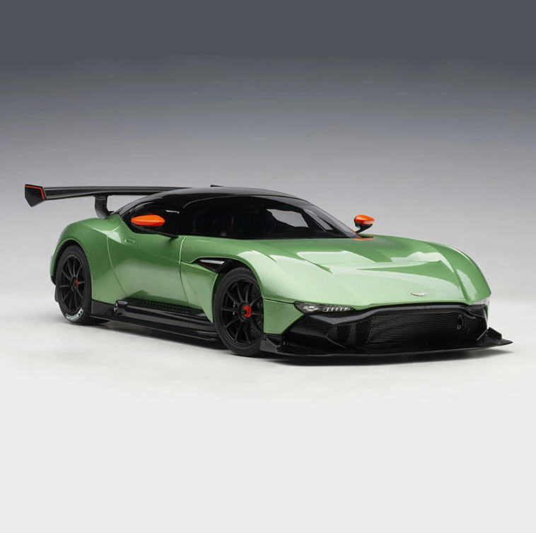 AUTOart 70263 1/18 Aston Martin Vulcan Metallic Green
