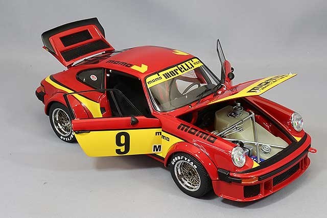 EXOTO RLG19095 1/18 Porsche 934 MOMO Silverstone 1977 No.9