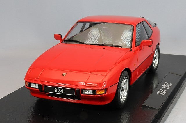 KK Scale KKDC180721 1/18 Porsche 924 1985 Red Classic Coupe Diecast