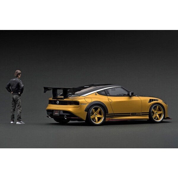 ignition model IG3383 1:18 TOP SECRET Fairlady Z RZ34 With Mr. Smokey Nagata JDM