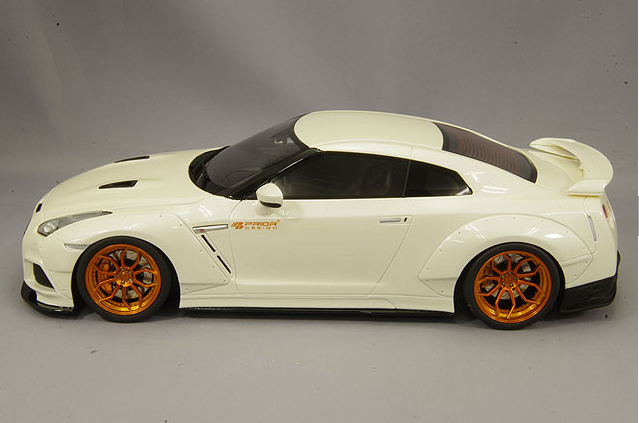GT Spirit GTS030KJ 1/18 Prior Design PD750WB Nissan GT-R Pearl White