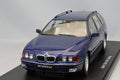 KK Scale KKDC181081 1/18 BMW 530d E39 Touring 1998 Blue Metallic