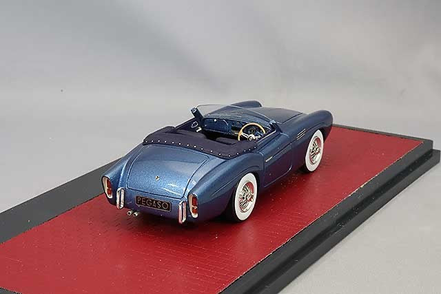 Matrix MX41608-022 1/43 Pegaso Z-102 Cabrio Saoutchik 1954 Metallic Blue Resin