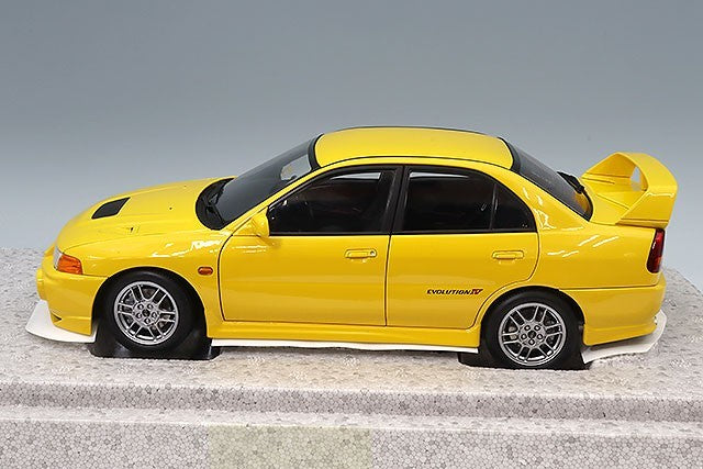 MOTORHELIX FS-M84006 1/18 Mitsubishi Lancer Evolution IV Yellow