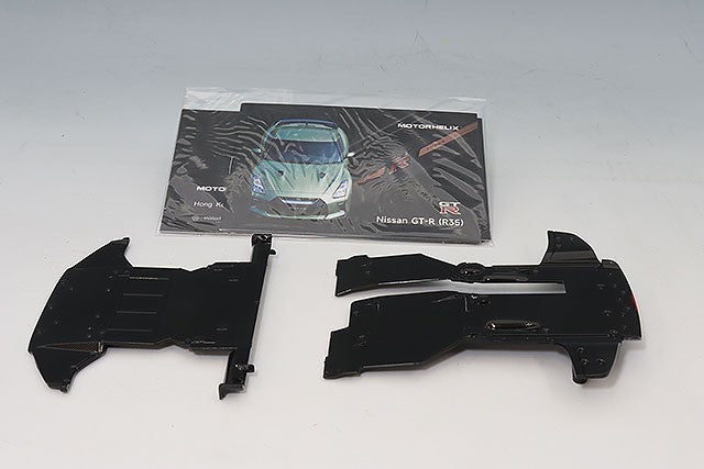 MOTORHELIX FS-M83516 1/18 Nissan GT-R R35 T-Spec 2022 Purple