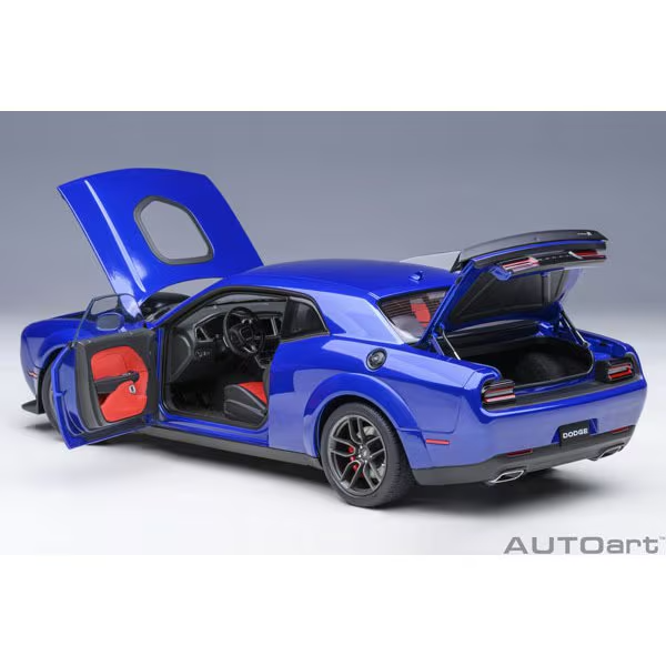 AUTOart 71772 1/18 Dodge Challenger R/T Scat Pack Widebody 2022 Indigo Blue