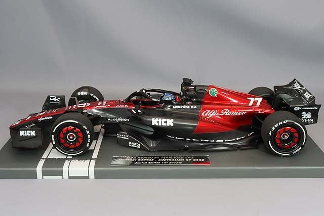Minichamps MC117230177 1/18 Alfa Romeo C43 2023 #77 Multi Color