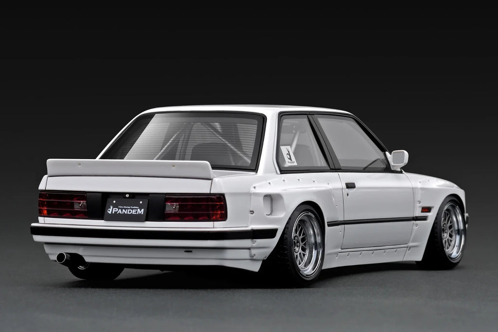 Ignition Model IG3719 1/18 PANDEM 30 White Mesh Wheels Resin