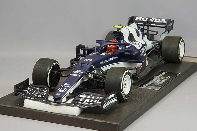 Minichamps MC117210110 1/18 AlphaTauri AT2 Bahrain 2021 Resin
