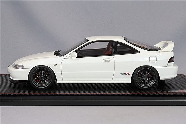 Ignition Model IG3575 1/18 Honda Integra Type R DC2 Watanabe Pearl White Resin