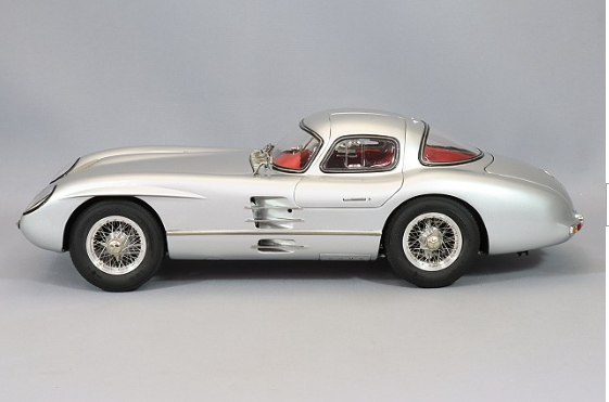 CMC CMC-076 1/18 Mercedes-Benz 300 SLR Coupe Gullwing 1955 Silver Diecast