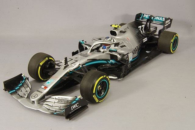 Minichamps MC110191877 1/18 Mercedes W10 USA 2019 Winner