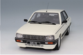OttO OTM1108 1/18 Peugeot 505 V6 1989 White