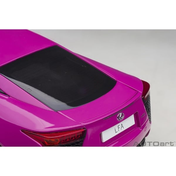 AUTOart 78859 1/18 Lexus LFA “Passionate Pink” Die-Cast Model Car