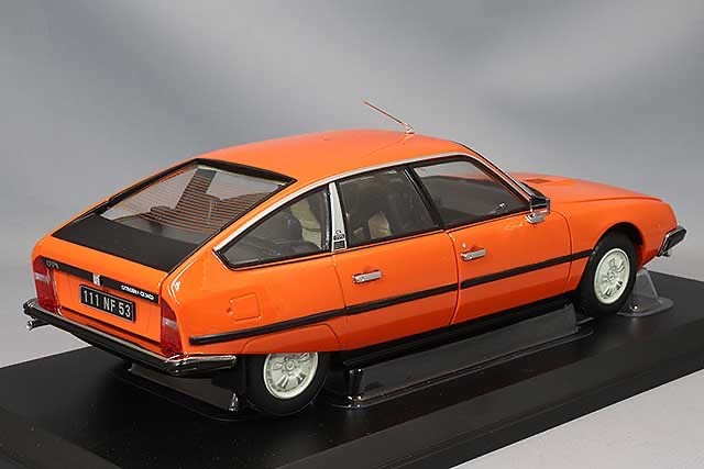 Norev NO181524 1/18 Citroen CX 2400 GTI 1977 Mandarin Orange Diecast Model Car