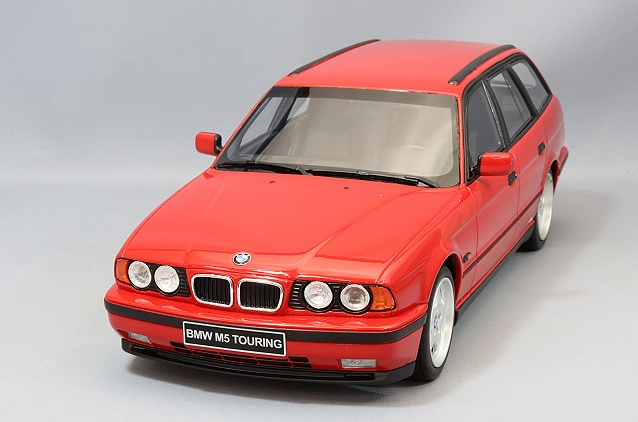 OttO OTM951 1/18 BMW M5 Touring E34 Red