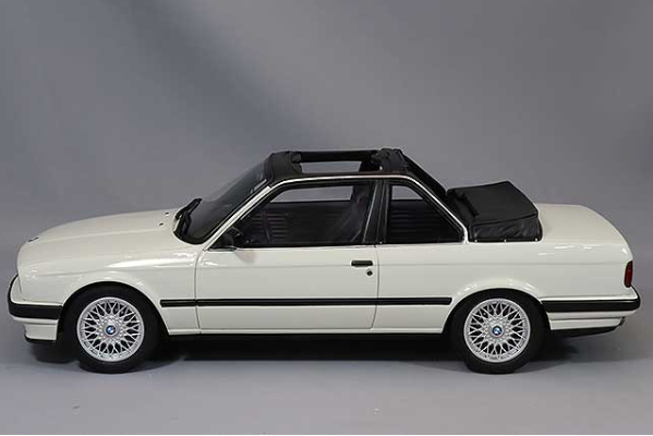 OttO OTM1097 1/18 BMW E30 325i TC2 Bauer 1988 White
