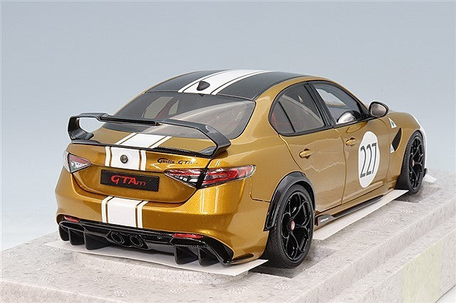 MOTORHELIX FS-M89009 1/18 Alfa Romeo Giulia GTAm GT Okura Gold