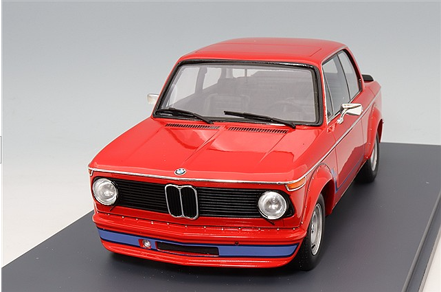 Spark S18S2002 1/18 BMW 2002 Chassis 4291334 Verona Red Resin