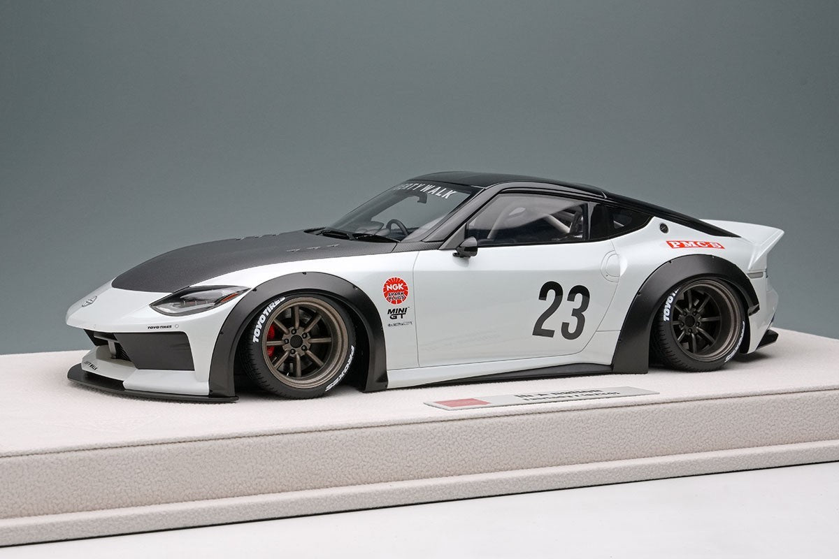 Make Up EIDOLON EML137B 1/18 LB nation Nissan Fairlady Z RZ34 Pearl White