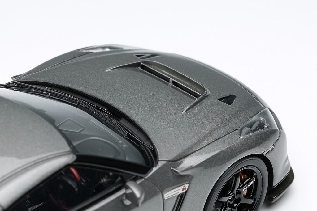 Make Up EIDOLON EM703 1/43 Nissan GT-R Nismo R35 CRS Ver. 2008 Resin